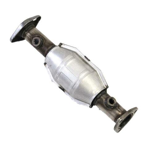 direct-fit catalytic converter fits 1996-2001 Acura Integra 1.8L and 1996-1999 Acura Integra GS-R 1.8L L4 rear front Federal EPA with gaskets 7713343 Schultz