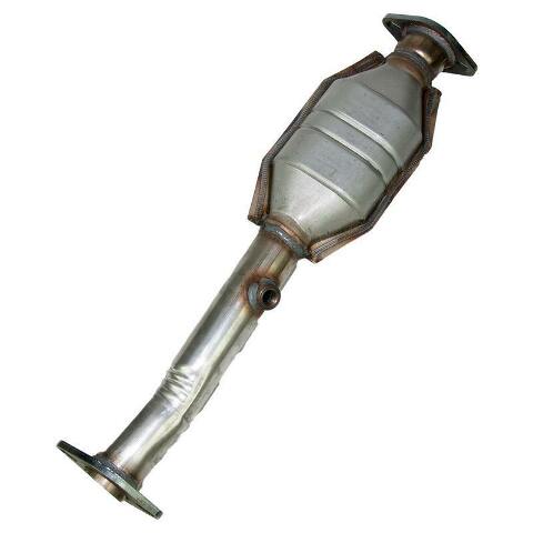 direct-fit catalytic converter fits 2005-2015 Armad a 5.6L and 2004-2010 Infiniti QX56 5.6L V8 rear front Federal EPA with gaskets 7715005 Schultz