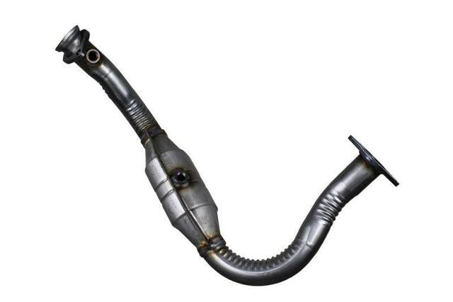 direct-fit catalytic converter fits 2011 Ford Ranger 4L V6 and 2007-2011 Ford Ranger 4L V6 rear front Federal EPA gasket included 7717009 Schultz