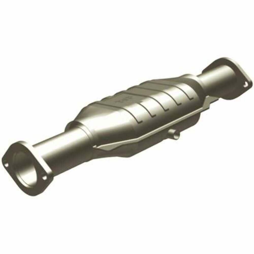 MagnaFlow direct-fit catalytic converter fits 1983-1985 Ford Ranger and 1984-1985 Ford Bronco II. Avoid potential exhaust leaks by using the included gaskets to get a proper seal a