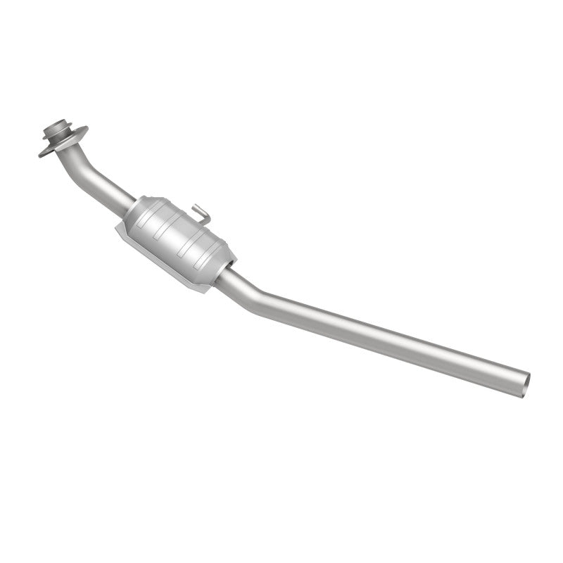 MagnaFlow direct-fit catalytic converter fits 1984-1987 Dodge Caravan, Plymouth Voyager, and additional vehicles. Avoid potential exhaust leaks by using the included gaskets to get