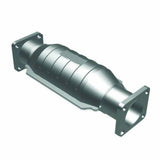 MagnaFlow direct-fit catalytic converter fits 1987-1988 Chevrolet Spectrum, 1989 Geo Spectrum, and additional vehicles. Avoid potential exhaust leaks by using the included gaskets 