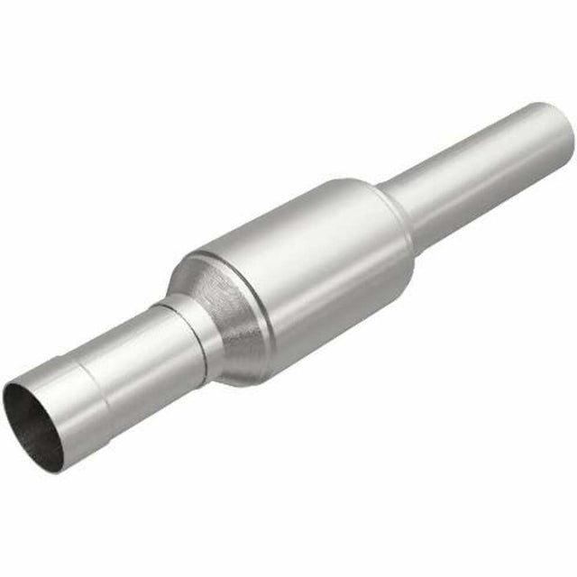 MagnaFlow direct-fit catalytic converter fits 1990-1995 Chevrolet K2500, 1988-1995 Chevrolet C3500, and additional vehicles and 1987-1995 GM Truck/Van V8 CA stainless steel CARB co