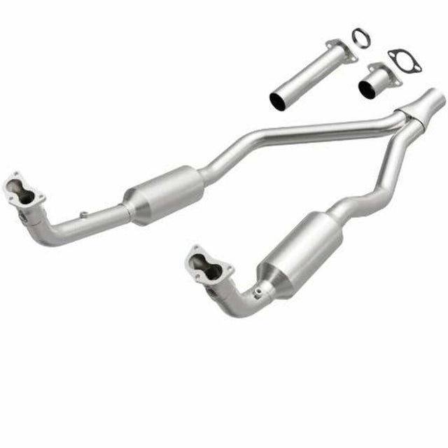 MagnaFlow direct-fit catalytic converter fits 1990-1993 3.9L Range Rover CA 3.9L stainless steel CARB compliant 3391821