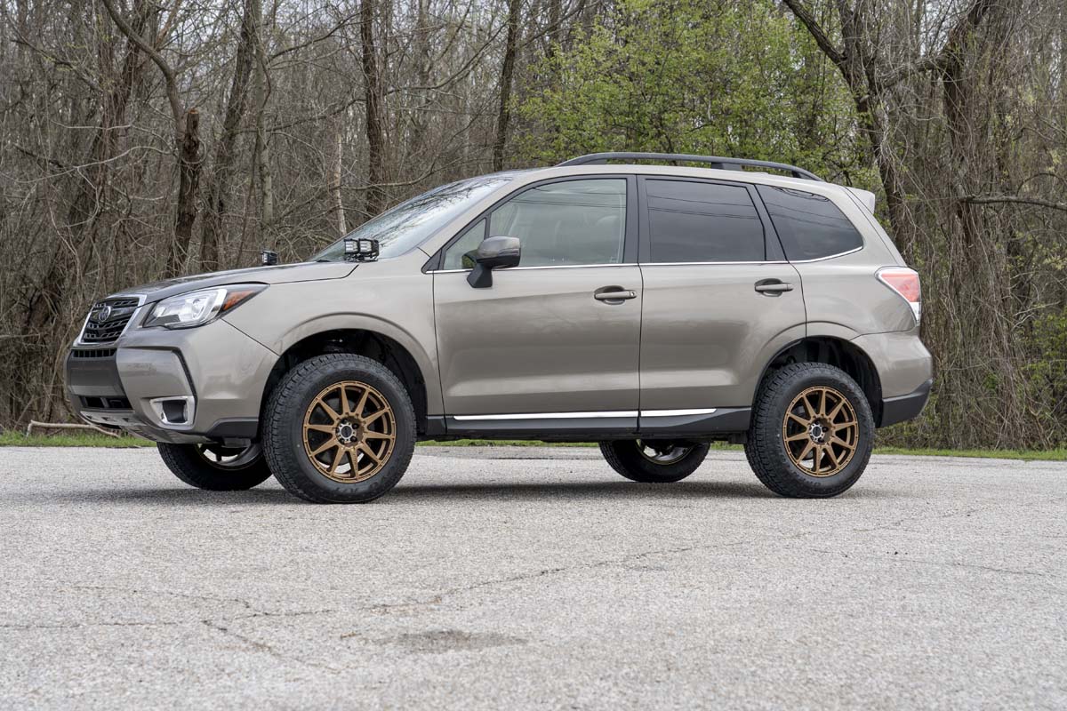 Fits Subaru Forester 4WD (2014-2018) 2 Inch Lift Kit; Loaded Strut; 90501