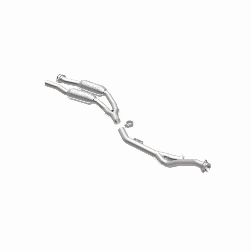 MagnaFlow direct-fit catalytic converter fits 1994-1995 Mercedes-Benz S500, Mercedes-Benz S420, and additional vehicles. Hardware is included to eliminate the hassle of working wit