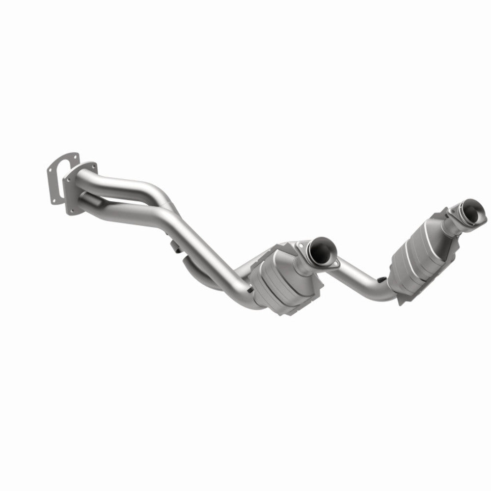 MagnaFlow direct-fit catalytic converter for 2005-2007 Ford F-250 5.4L stainless steel Federal EPA compliant OBDII 93103