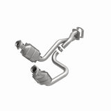 MagnaFlow direct-fit catalytic converter for 2005-2007 Ford F-250 5.4L stainless steel Federal EPA compliant OBDII 93103