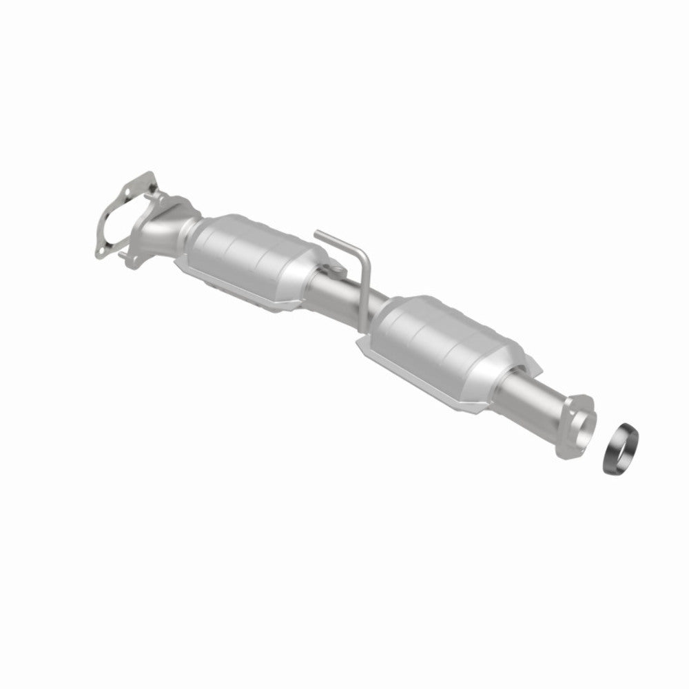 MagnaFlow direct-fit catalytic converter fits 2001-2005 Ford Explorer Sport Trac, 2000-2001 Ford Explorer, and additional vehicles. Avoid potential exhaust leaks by using the inclu