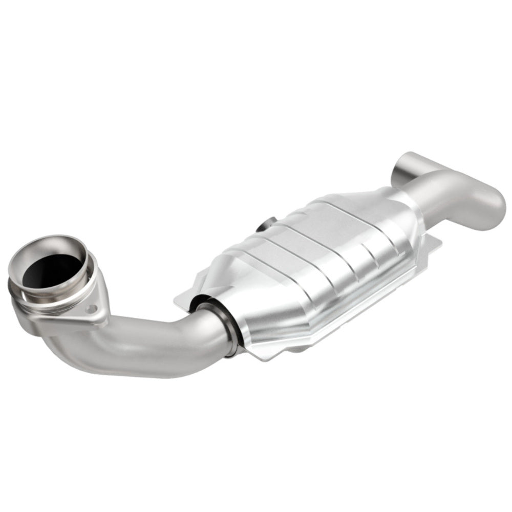 MagnaFlow direct-fit catalytic converter fits 2005-2006 Ford Expedition 5.4L and 05 Expedition driver side 5.4 driver side 5.4 inch inlet/outlet stainless steel Federal EPA complia