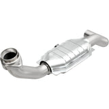 MagnaFlow direct-fit catalytic converter fits 2005-2006 Ford Expedition 5.4L and 05 Expedition driver side 5.4 driver side 5.4 inch inlet/outlet stainless steel Federal EPA complia