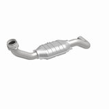 MagnaFlow direct-fit catalytic converter fits 2005-2006 Ford Expedition 5.4L and 05 Expedition driver side 5.4 driver side 5.4 inch inlet/outlet stainless steel Federal EPA complia