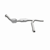 MagnaFlow direct-fit catalytic converter fits 01 Ford Trucks 4.6L stainless steel Federal EPA compliant OBDII 93153