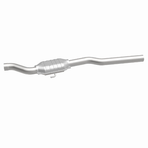 MagnaFlow direct-fit catalytic converter for 1988-1989 Dodge 2.5 inch inlet/outlet stainless steel Federal EPA compliant OBDII 93276