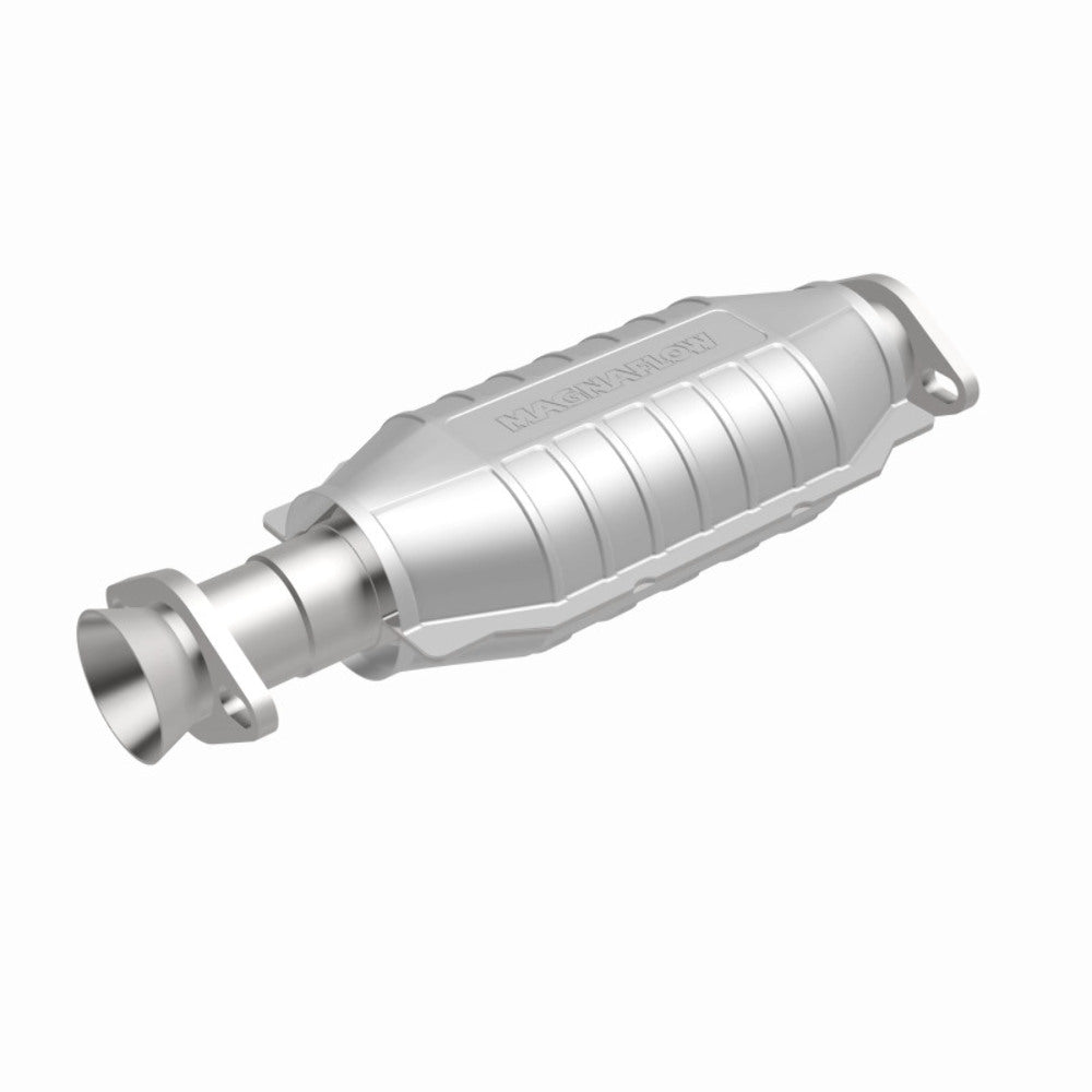 MagnaFlow direct-fit catalytic converter fits 1994-2000 Mitsubishi Montero 3.5L and 1996 Mitsubishi Montero 3.0L 3.5L stainless steel Federal EPA compliant OBDII 93286