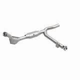 MagnaFlow direct-fit catalytic converter for 1999-2000 Ford F-150 4.2L stainless steel Federal EPA compliant OBDII 93393