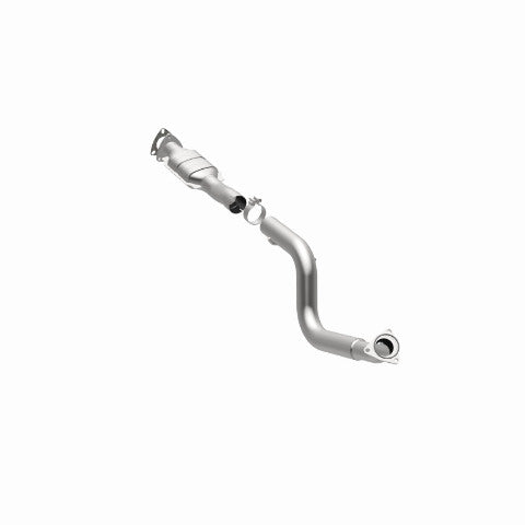 MagnaFlow direct-fit catalytic converter fits 2003-2005 Chevrolet Express 3500, Chevrolet Express 2500, and additional vehicles and 2003-2007 GM 2500/3500 passenger side passenger 