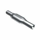 MagnaFlow direct-fit catalytic converter fits 1992-1994 GM Blazer/Yukon/Suburb stainless steel Federal EPA compliant OBDII 93488