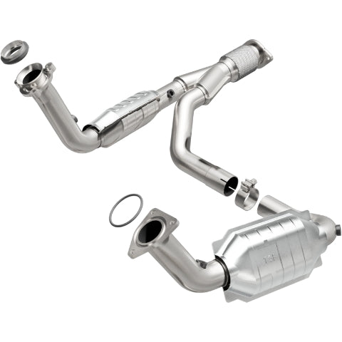 MagnaFlow direct-fit catalytic converter fits 2006-2009 Chevrolet Trailblazer, 2007-2009 GMC Envoy, and additional vehicles and 2006-2009 TB/Envoy 5.3/6.0 5.3 inch inlet/outlet sta