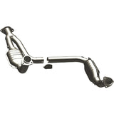 00-01Tahoe/Yukon V8 5.7L Direct-Fit Catalytic Converter 93603 Magnaflow