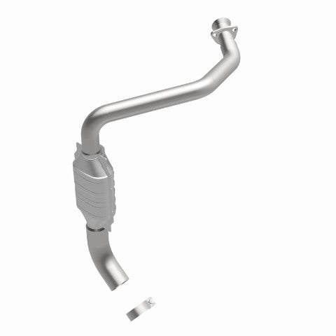MagnaFlow direct-fit catalytic converter fits 1996-1999 Chevrolet Express 1500, Chevrolet Express 2500, and additional vehicles. Hardware is included to eliminate the hassle of wor