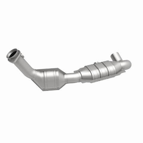 MagnaFlow direct-fit catalytic converter fits 01 Ford Trucks 4.6L stainless steel Federal EPA compliant OBDII 93628