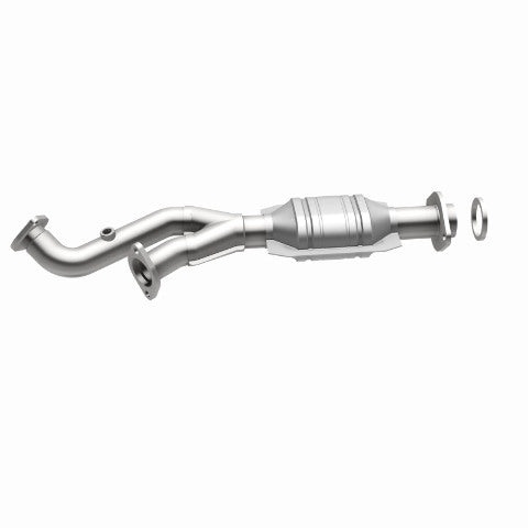 MagnaFlow direct-fit catalytic converter for 2003-2004 Toyota 4Runner 4.7 inch inlet/outlet stainless steel Federal EPA compliant OBDII 93655