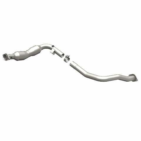 MagnaFlow direct-fit catalytic converter fits 2005-2009 Land Rover LR3 and 2006-2009 Land Rover Range Rover Sport and 2005-2008 LR3/RR Sport passenger side passenger side stainless