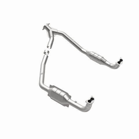 MagnaFlow direct-fit catalytic converter fits 1994-1995 Land Rover Defender 90, Land Rover Discovery, and additional vehicles. Hardware is included to eliminate the hassle of worki