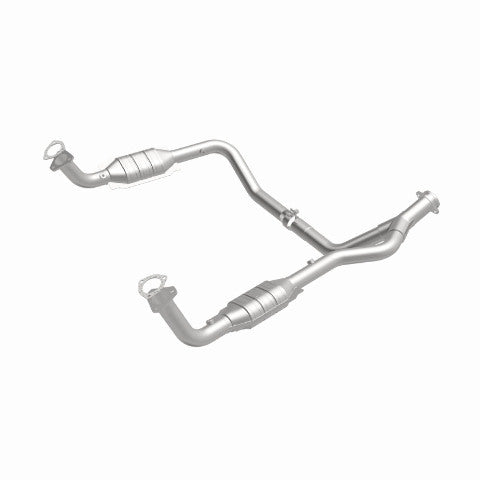 MagnaFlow direct-fit catalytic converter fits 1996-2002 Land Rover Range Rover HSE 4.6L and 1996-2000 Land Rover Range Rover 4.0L stainless steel Federal EPA compliant OBDII 93694