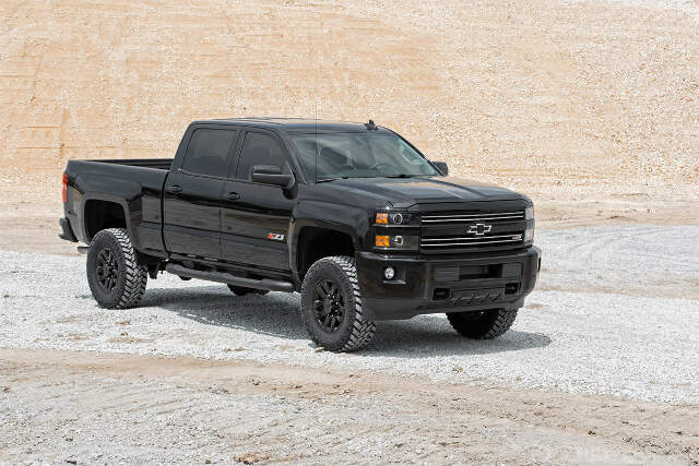 Fits Chevy/GMC 2500HD/3500HD 2&4WD (11-19) 3.5" Lift Kit; w/ Overloads; 97530