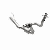 MagnaFlow direct-fit catalytic converter for 1999-2001 Jeep Cherokee 4.7 inch inlet/outlet stainless steel CARB compliant OBDII 49494