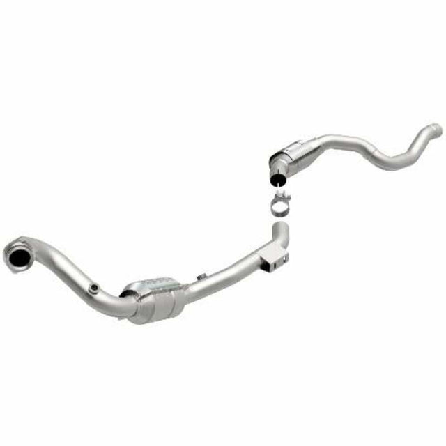 MagnaFlow direct-fit catalytic converter fits 1999-2002 Merc ML430 passenger side 4.3L passenger side stainless steel CARB compliant 447277