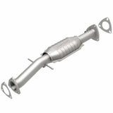 MagnaFlow direct-fit catalytic converter fits 1998-1999 Chevrolet S10, GMC Sonoma, and additional vehicles. Avoid potential exhaust leaks by using the included gaskets to get a pro