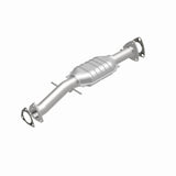 MagnaFlow direct-fit catalytic converter fits 1998-1999 Chevrolet S10, GMC Sonoma, and additional vehicles. Avoid potential exhaust leaks by using the included gaskets to get a pro