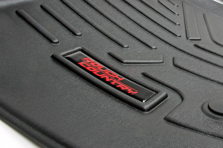 Fits Chevy/GMC 1500/2500HD/3500HD 2&4WD Floor Mats FR & RR OV Hump Crew M-21143