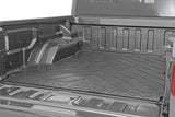 Fits Jeep Gladiator JT 4WD (2020-2024) Bed Mat; 5' Bed; RC Logo; RCM687