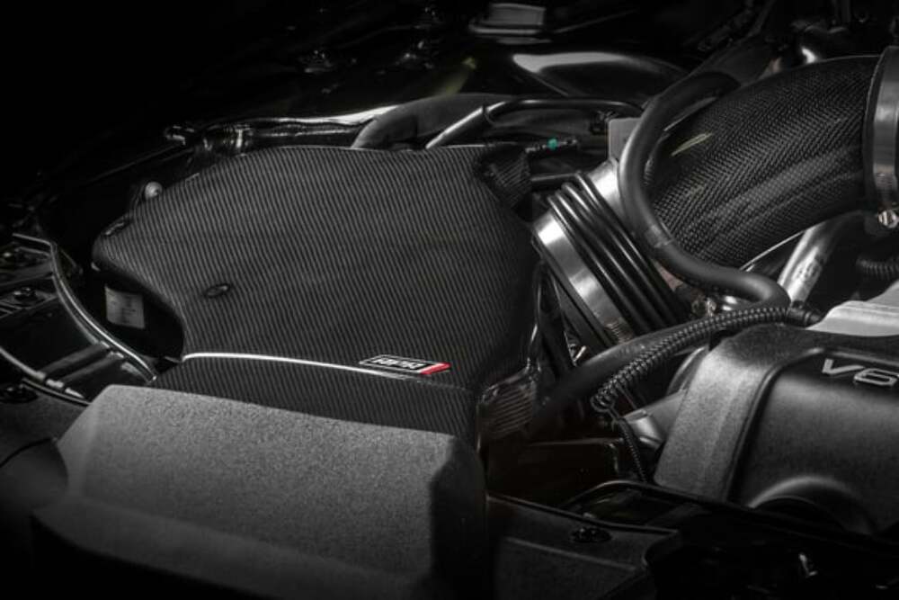 Closed Carbon Fiber Intake - B8 6/8 Cyl Intake Airbox for Audi