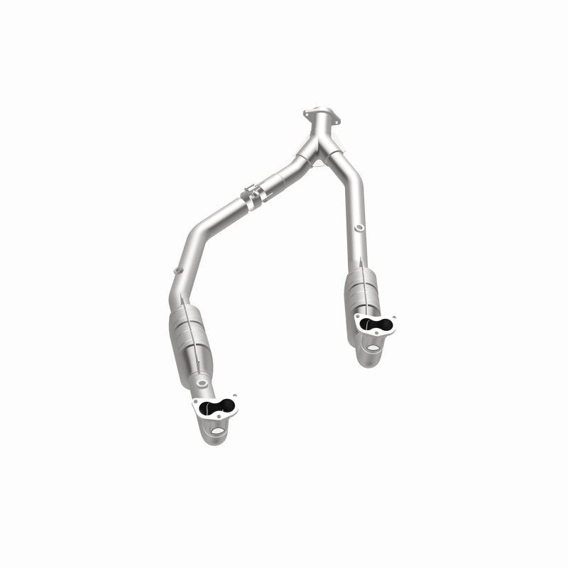 MagnaFlow direct-fit catalytic converter fits 1999-2002 Land Rover Discovery 4.0L and 2003-2004 Land Rover Discovery 4.6L stainless steel Federal EPA compliant OBDII 93689