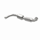MagnaFlow direct-fit catalytic converter fits 2007 Ford E-150 4.6L and 2007 Ford E-250 4.6L stainless steel CARB compliant 5582311