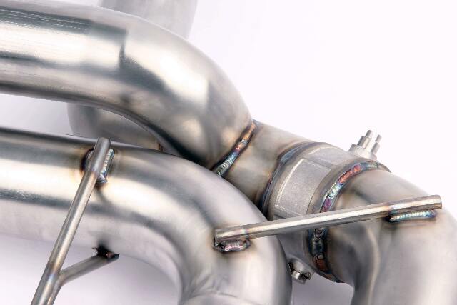 Free Flow Axle-Back Exhaust - 2018-2019 BMW M5 - D660-0079-BLK BMW performance