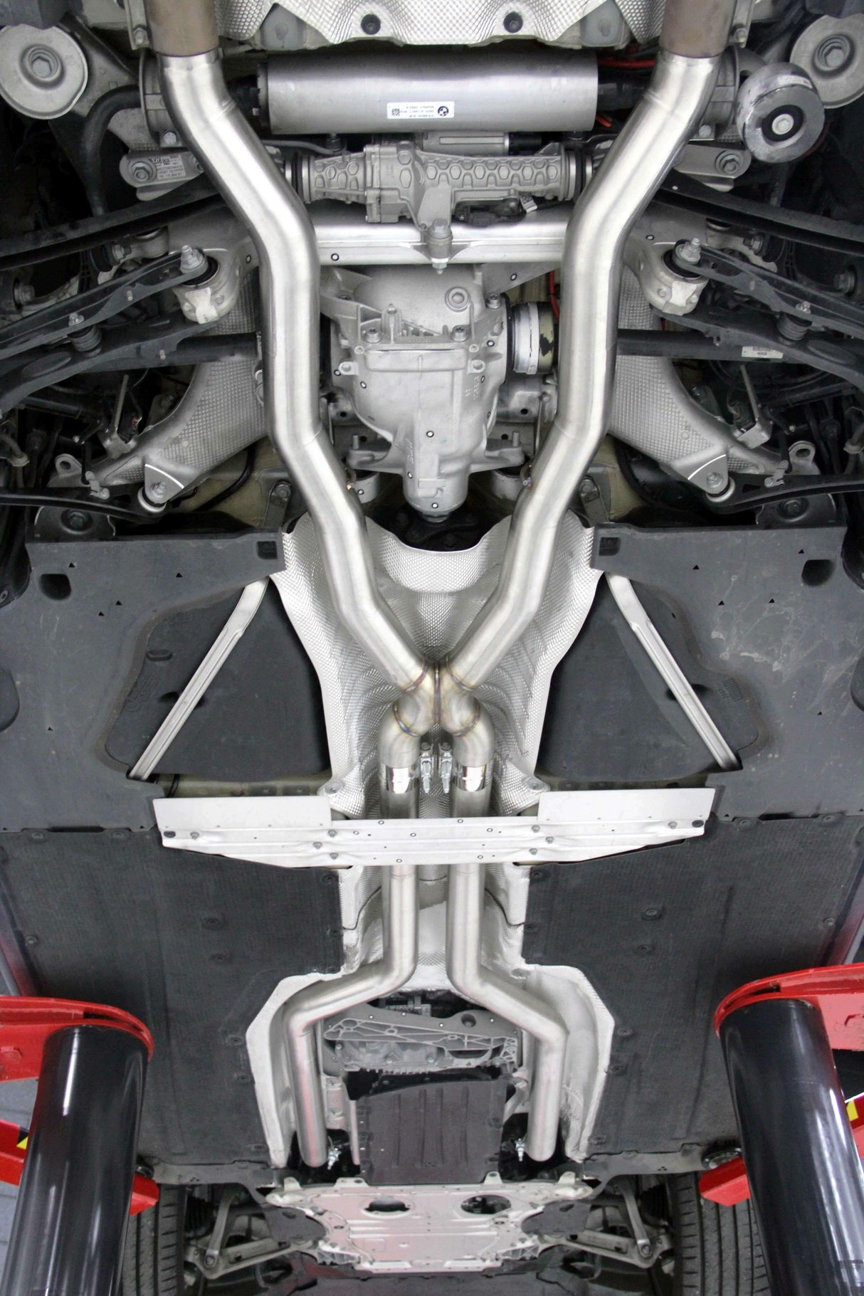 High Flow Middle Exhaust - 2018-2020 BMW M550i xDrive - D660-0080 BMW performance