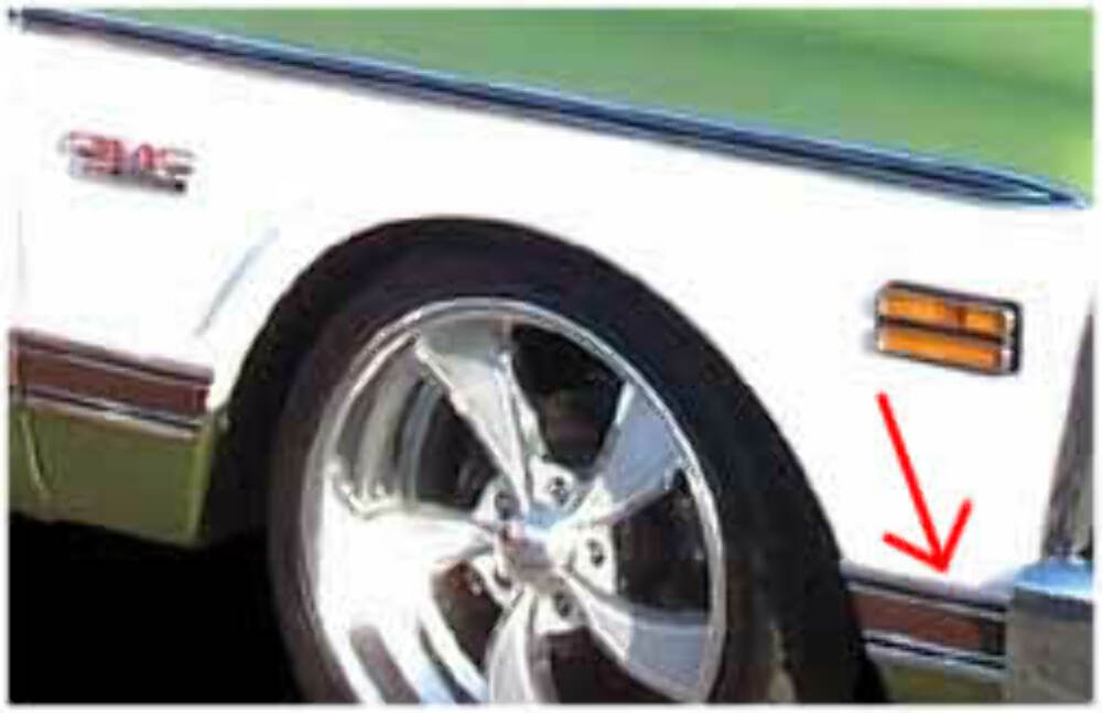 t Fits 1969-1972 Chevrolet Blazer; Fender Molding - Front Of Wheel - Black MFB20RH Brothers Trucks