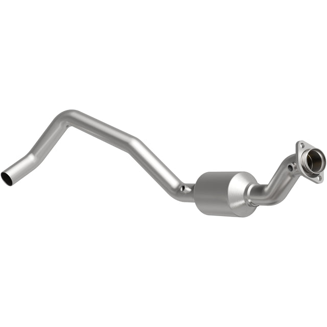 MagnaFlow direct-fit catalytic converter fits 2004 Dodge Ram 1500 3.7L and 2004 Dodge Ram 1500 4.7L stainless steel CARB compliant