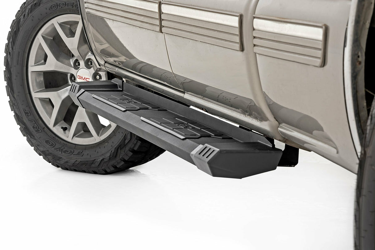 Running boards for Chevy by Rough Country