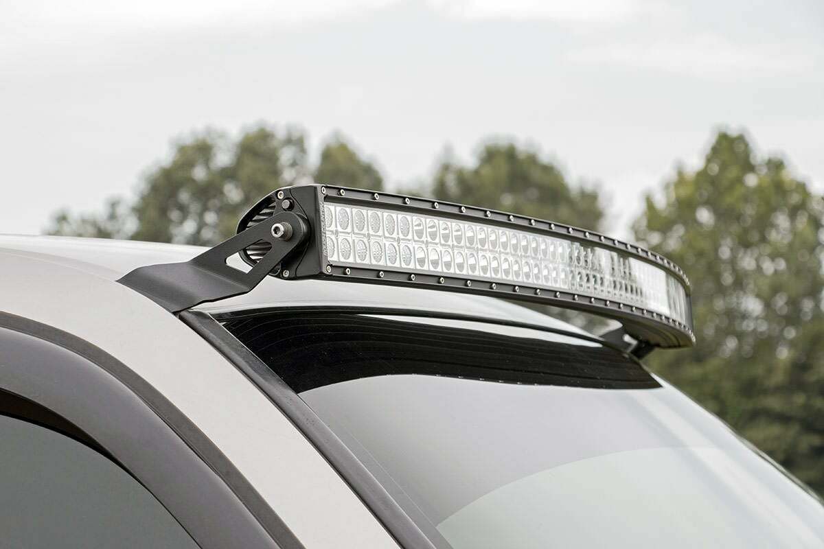 Led light bar for 1999-2005 Chevy Silverado 1500 by Rough Country