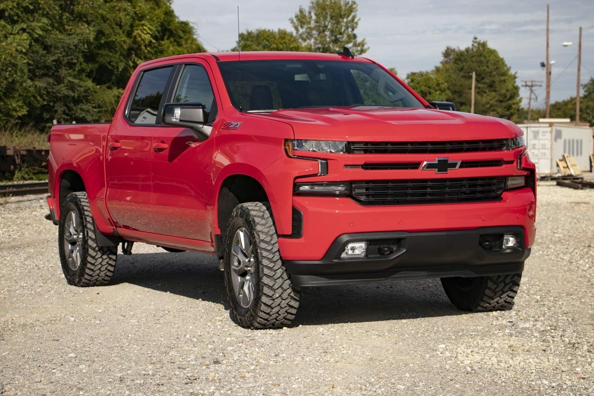 Fits Chevy Silverado 1500 2WD/4WD (2019-2024) 3.5" Lift Kit; Vertex; 29550RED