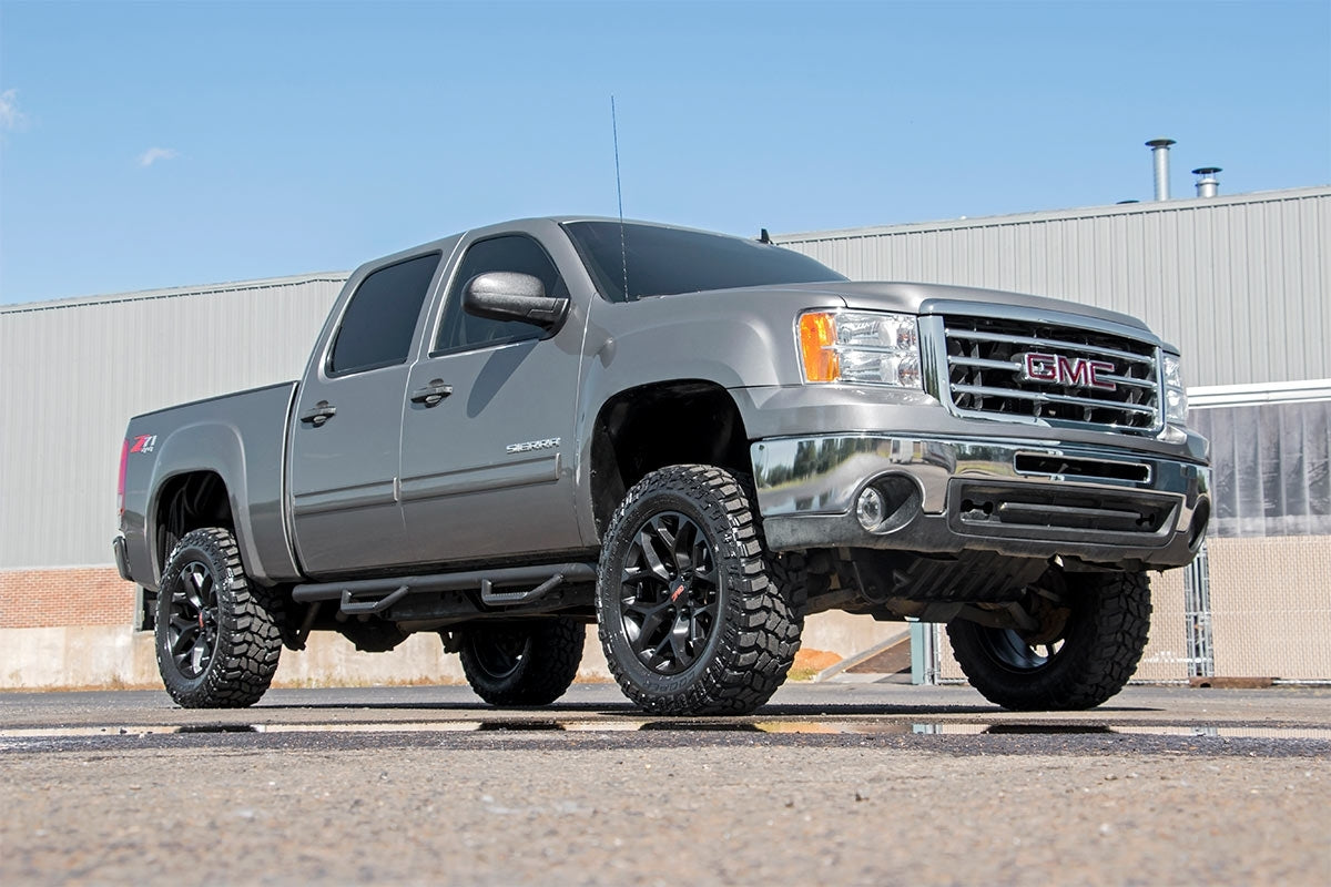 Lift kit for 2007-2013 Chevy Sierra 1500 by Rough Country