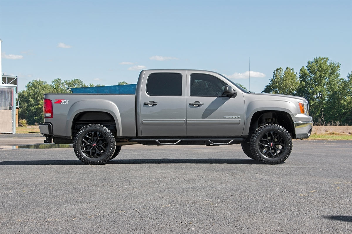 Lift kit for 2007-2013 Chevy Sierra 1500 by Rough Country