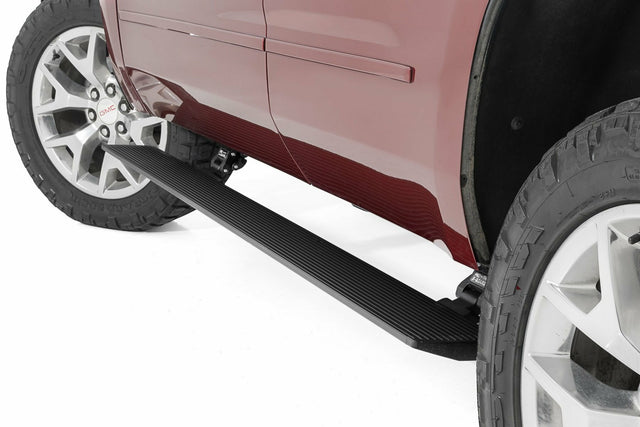 Running boards for 2015-2020 Chevy Tahoe by Rough Country